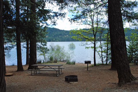 Scotts Flat Campground, Scotts Flat Lake, CA