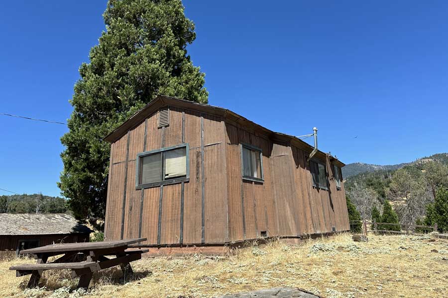 Poso Guard Station Cabin, Sequoia National Forest, CA